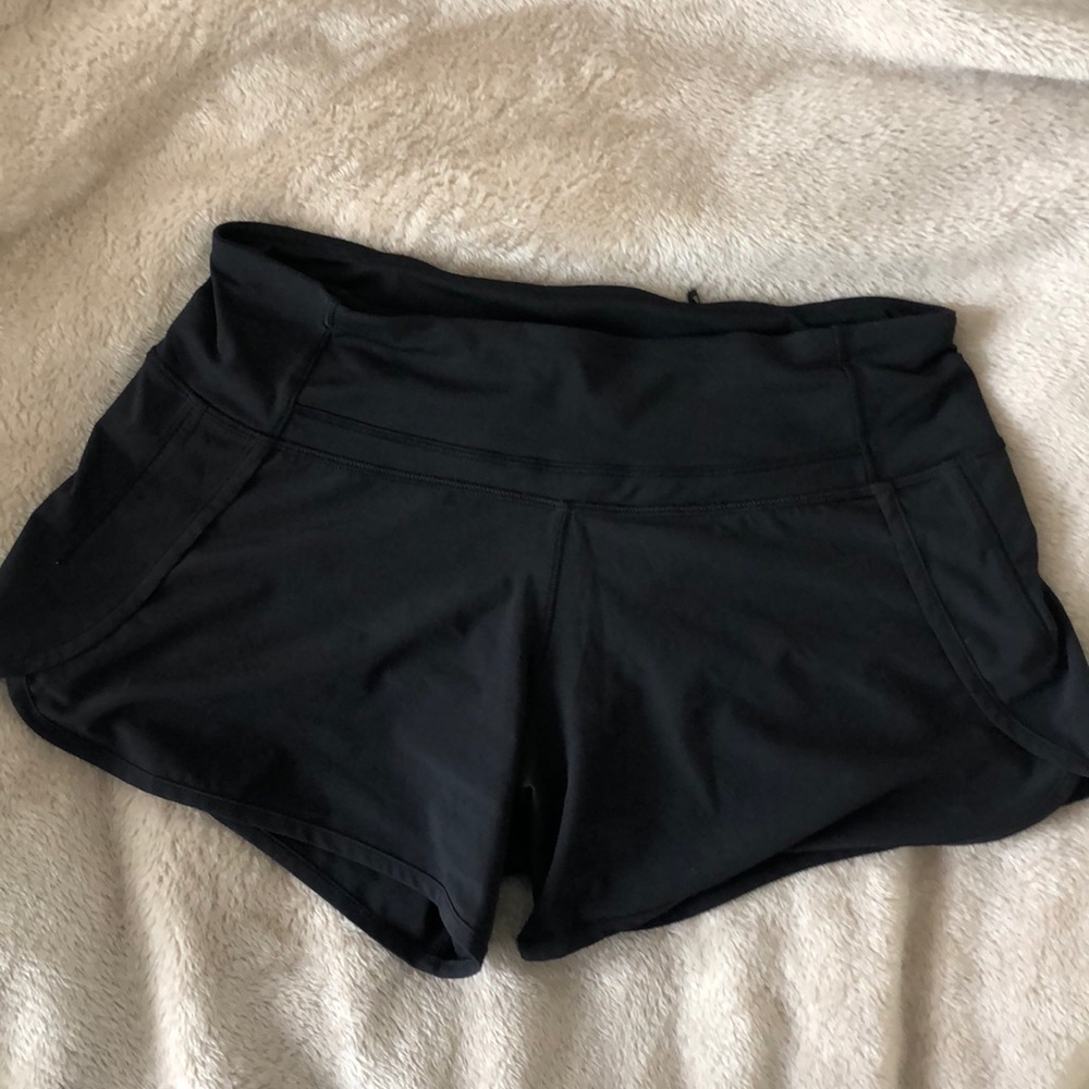 Lululemon run times short